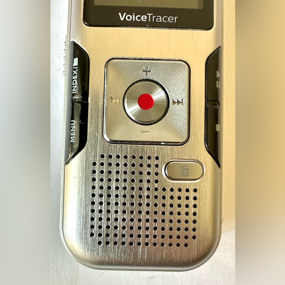 Philips HQ Stereo VoiceTracer DVT-4010 Audio Dictation Digital 2Mic 8GB Recorder - Picture 10 of 11